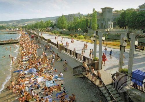 Фото новости - Феодосия готовится принять более 220 тыс. туристов