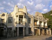 В Крыму раскрыли махинацию с землями санатория в Симеизе