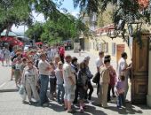 Экскурсия в феодосийскую галерею уже не обязательна
