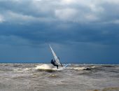 Море под Киевом - опаснейший объект на Земле