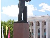 В Симферополе депутаты так и не решили судьбу переименования площади Ленина и проспекта Кирова