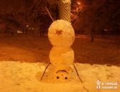 В Крыму снеговик встал на голову