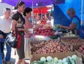 В Симферополе обещают разобраться со стихийной торговлей