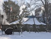 В пункты обогрева в Симферополе за чаем и едой за сутки пришло уже полтысячи человек