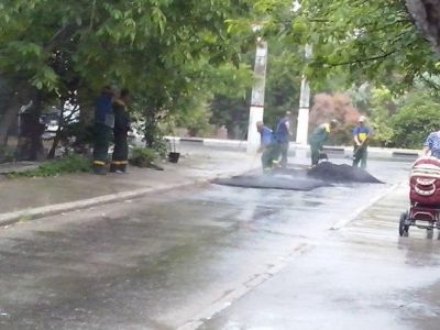С.Аксёнов запретил делать в Крыму ямочный ремонт дорог