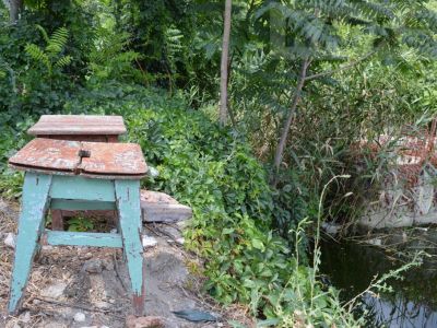 Руины табачной фабрики в Феодосии стали местом для рыбалки