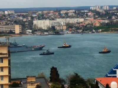В Крыму сломался российский большой десантный корабль «Цезарь Куников» 