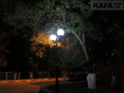 В Феодосии уличное освещение включается поздно 