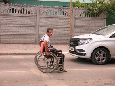 В центре Феодосии опять появился "инвалид"