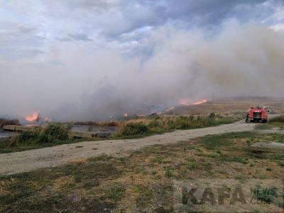 Пожар в Феодосии в районе мыса св. Ильи (обновлено) (видео)