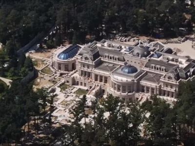 Резиденцию Рината Ахметова в Крыму за 2 млрд рублей выкупит "Газпром"