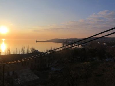 Восход солнца в Феодосии в день весеннего равноденствия (видео)