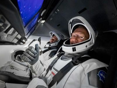 Новый американский корабль Crew Dragon впервые полетел к МКС с астронавтами
