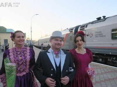 В Феодосию прибыл первый поезд «Таврия» из Москвы (видео)