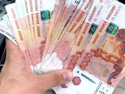 Средняя зарплата в Крыму выросла до 35 тысяч рублей.