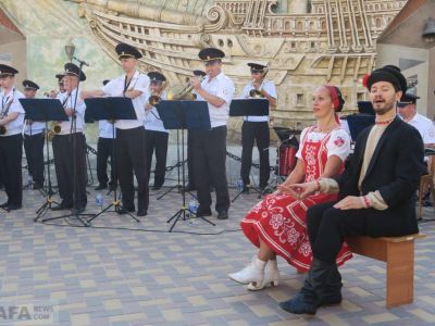 Концерт-поздравление оркестра МВД Крыма (видео)