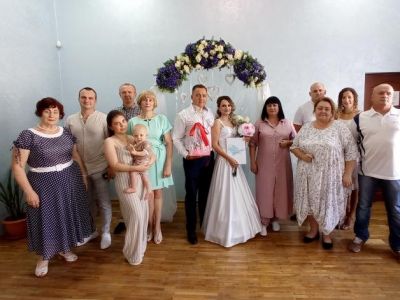 Феодосийским городским отделом ЗАГС была проведена регистрация брака «Зеленая свадьба».