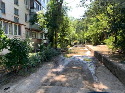 В Феодосии устраняют порыв водовода на Симферопольском шоссе