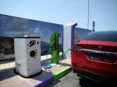 В Феодосии станет больше заправок для электромобилей