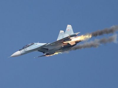 Самолёты Су-24М и Су-30СМ провели учение с боевыми стрельбами в Крыму