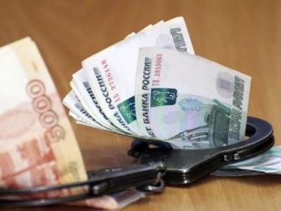 Полиция задержала крымчанку,  обманом воровавшую деньги у пенсионеров