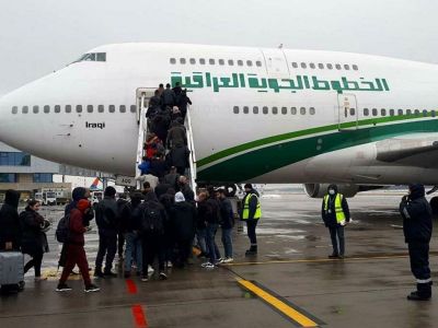 Мигранты покидают Беларусь: самолет с ними вылетел  в Дамаск