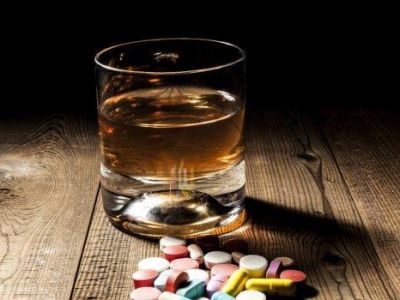 Какие лекарства несовместимы с алкоголем?