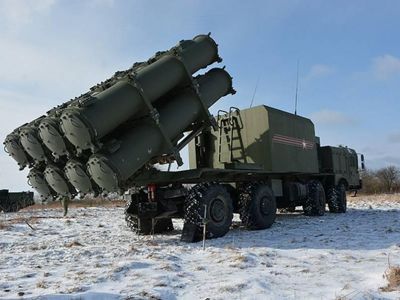 В Крыму  армейские соединения пополнят ракетами и танками