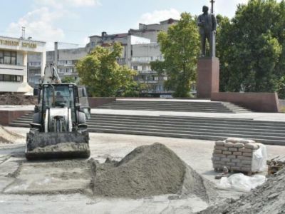 Завершение капремонта площади Ленина в столице Крыма снова затягивается