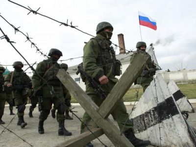 Кремль опроверг сообщения о планах ввести военное положение в РФ