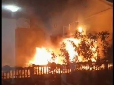 Ночью в Щелкино горел трехэтажный дом