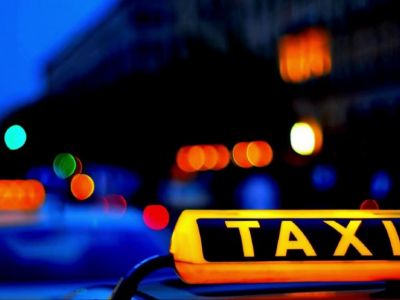 В Севастополе отменили ночные автобусы, чтобы не обидеть таксистов