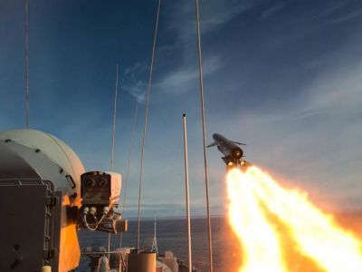 Российский корабль провел испытательный пуск ракеты "Циркон" в Баренцевом море