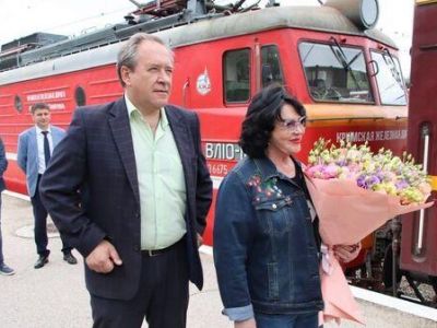 В Крым на поезде приехала Бабкина, и поезд она не похвалила