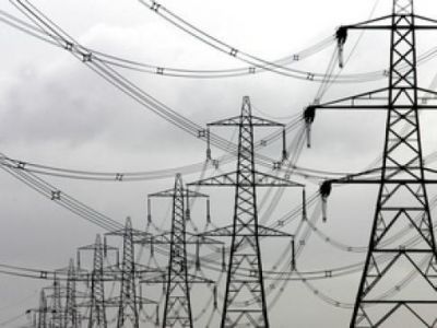 Из-за погодных условий отключены несколько электрических линий в 4 районах Крыма