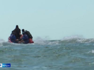 Туристов унесло в открытое море в Севастополе