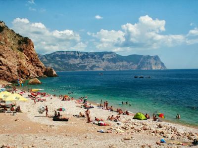  В Крыму только два пляжа назвали чистыми и безопасными