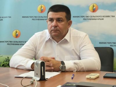 Министр сельского хозяйства Крыма ушел в отставку по "собственному желанию"