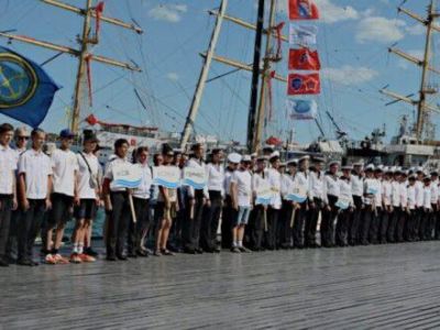 В Севастополе стартовал яхтенный поход «Паруса памяти Черного моря» 
