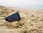 В Севастополе мужчина на пляже украл три смартфона