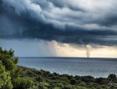 Смерчи прогнозируют над Черным морем в ближайшие три дня, предупреждает МЧС