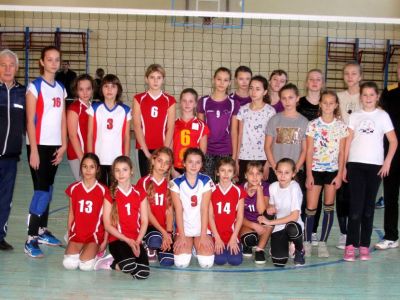 Набор детей в школу волейбола в Феодосии