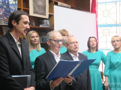 Золотой голос Феодосии Заславский и его хор в концерте «Золотая осень» 