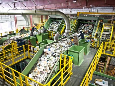 В Крыму построят два мусоро-перерабатывающих завода за шесть млрд рублей
