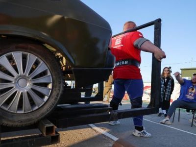 Фестиваль «Люди сильнее машин» в Севастополе стал днём рекордов