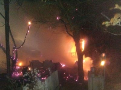 Вчера в Приморском горел дом, спасатели потушили его за 1,5 часа