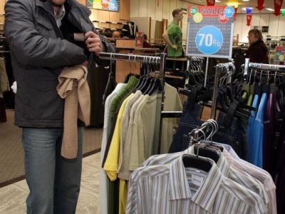 Местного жителя поймали на краже одежды в магазине
