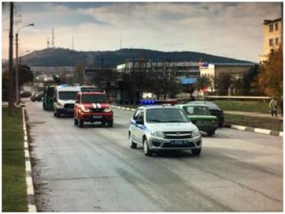 В Феодосии Госавтоинспекция провела автопробег «Всемирный день памяти жертв ДТП» 
