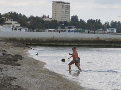 Температура морской воды у берегов Крыма продолжает снижаться