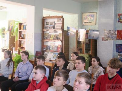 "Птицы Крыма" в библиотеке Пивоварова 